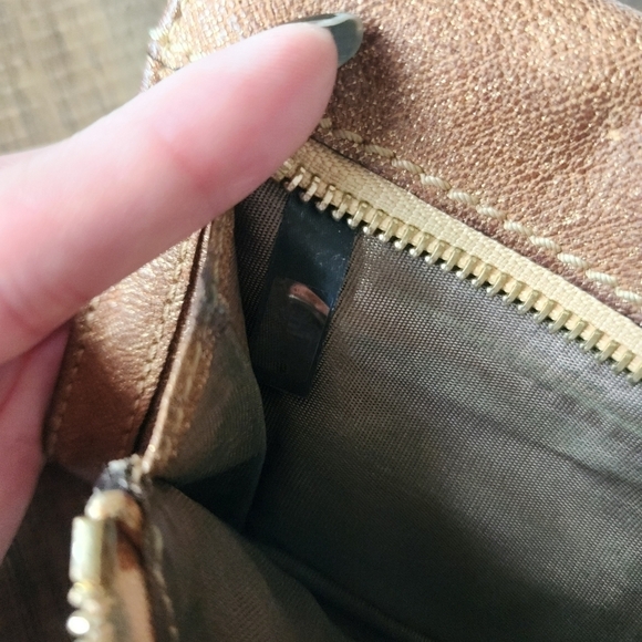 Chloe Wallet - Picture 13 of 14